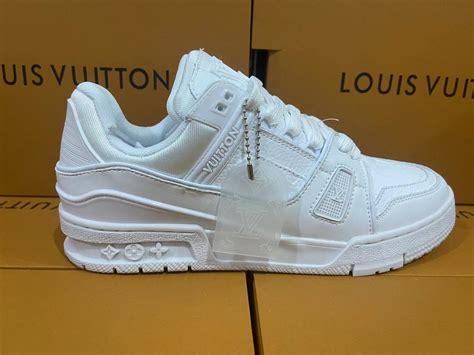 louis vuitton trainer sneaker white